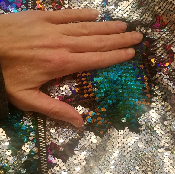 Mermaid sequin jacket and shorts - Picture 2 of 4